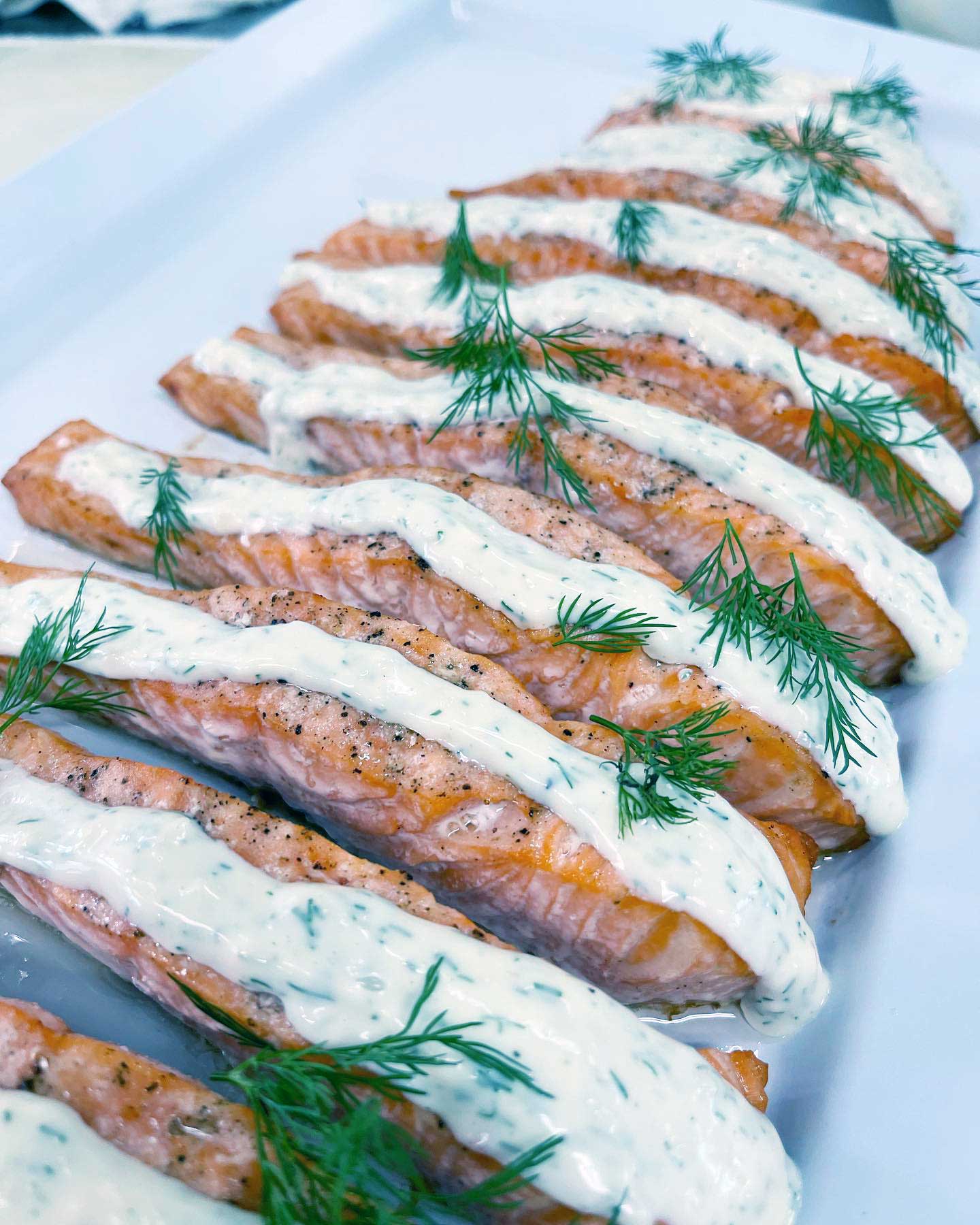 salmon fillets with dill and sauce